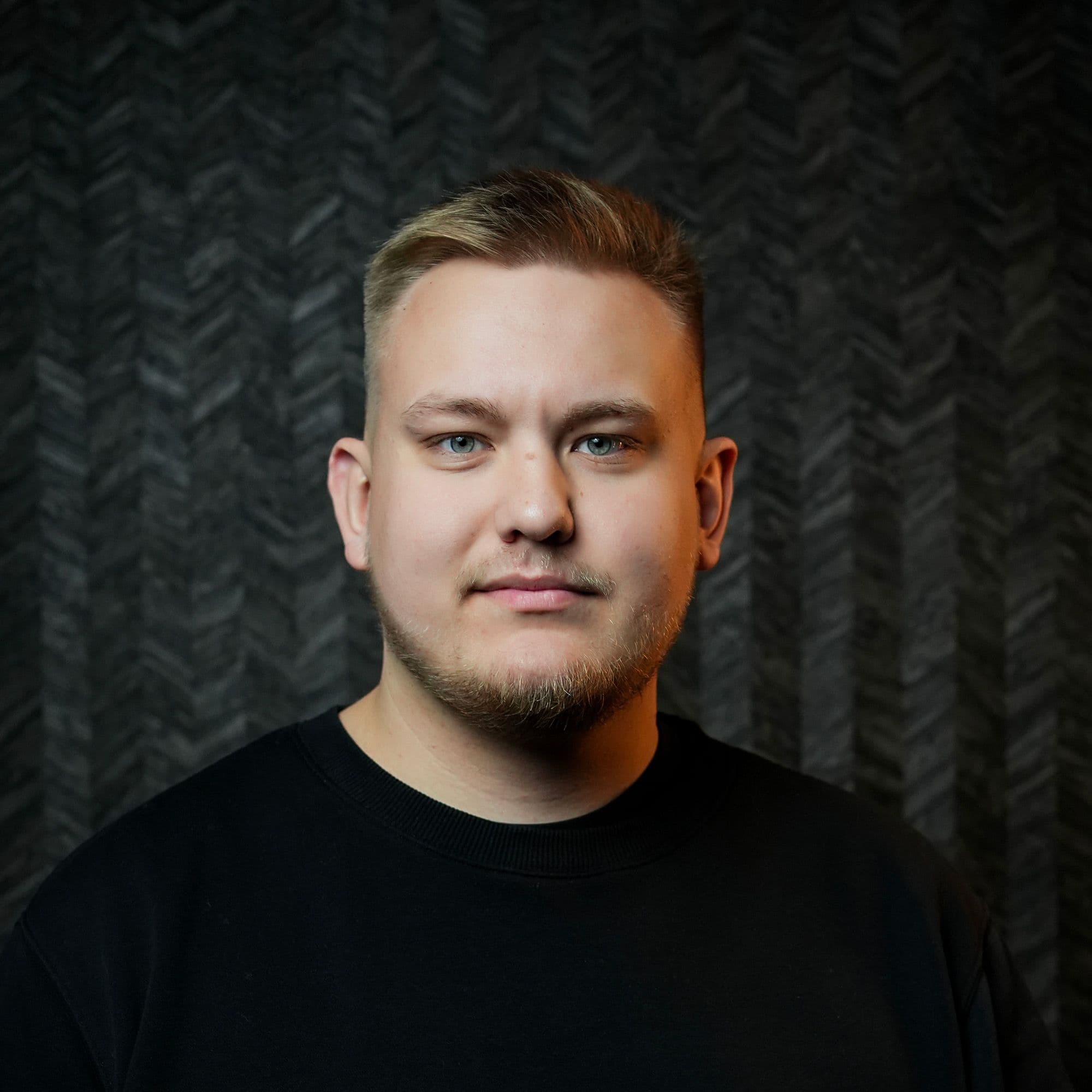 Adam Knedlhans